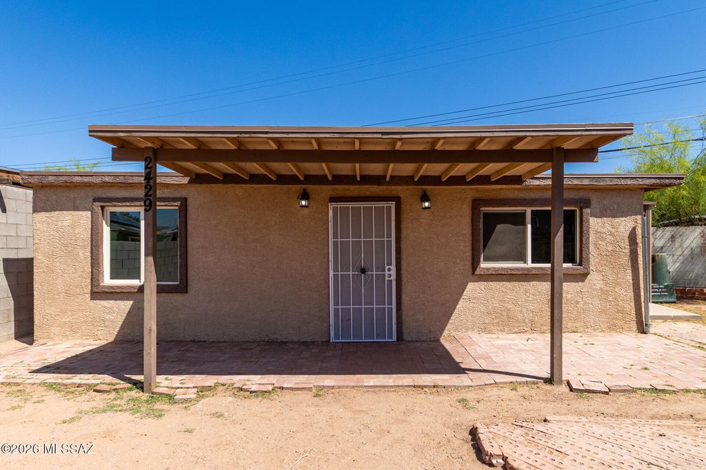 2429 E Cameron Vista, Tucson, AZ 85713