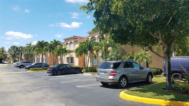 1114 NW 124th Ct 101, Miami, FL 33182