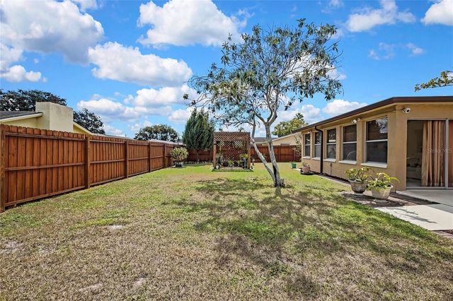 4330 TALL OAK LANE, New Port Richey, FL 34653