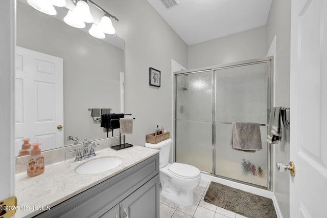 6 Reuben Court, Howell, NJ 07731