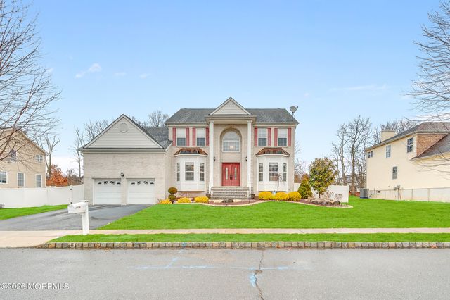 6 Reuben Court, Howell, NJ 07731