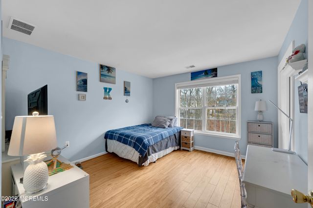 6 Reuben Court, Howell, NJ 07731