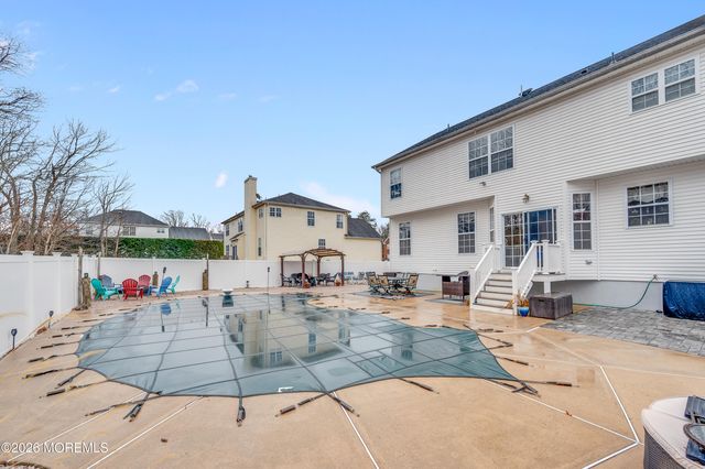 6 Reuben Court, Howell, NJ 07731