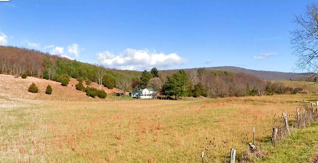 5110 Rich Patch RD, Covington, VA 24426