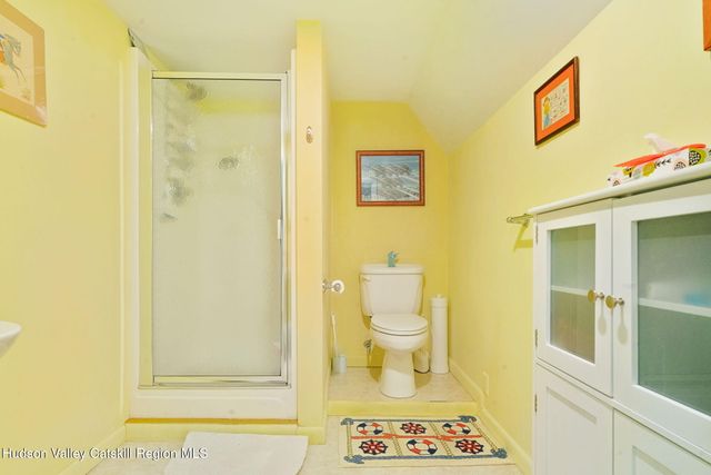 56 Manhattoes Drive, Athens, NY 12015