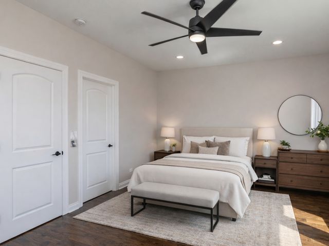 1110 S 3rd Avenue, Maywood, IL 60153