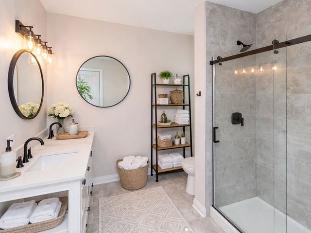 1110 S 3rd Avenue, Maywood, IL 60153