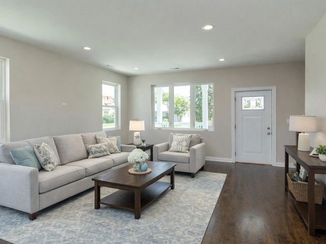 1110 S 3rd Avenue, Maywood, IL 60153