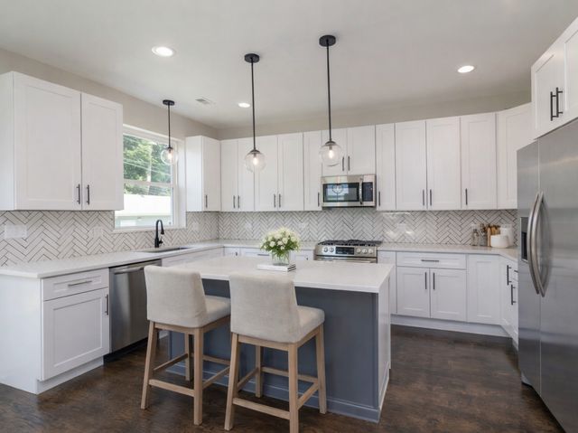 1110 S 3rd Avenue, Maywood, IL 60153