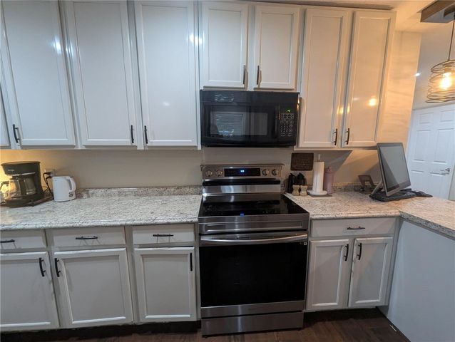 1808 36TH AVENUE E, Bradenton, FL 34208