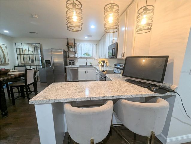 1808 36TH AVENUE E, Bradenton, FL 34208