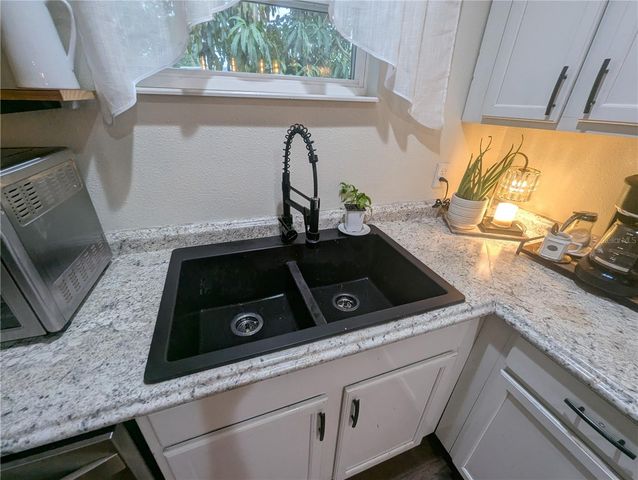 1808 36TH AVENUE E, Bradenton, FL 34208