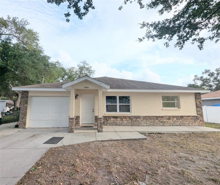 1808 36TH AVENUE E, Bradenton, FL 34208