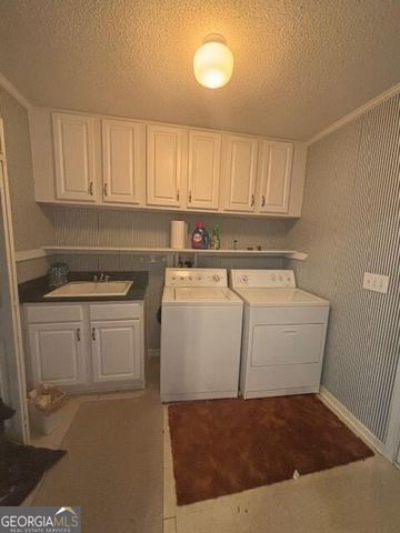 305 Michael Circle, Canton, GA 30114