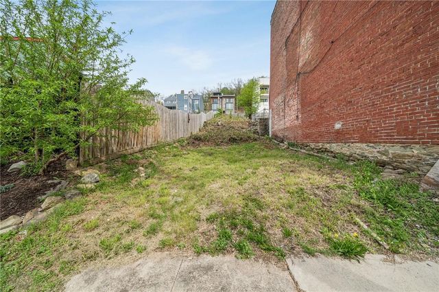 506 Armandale St, Central North Side, PA 15212