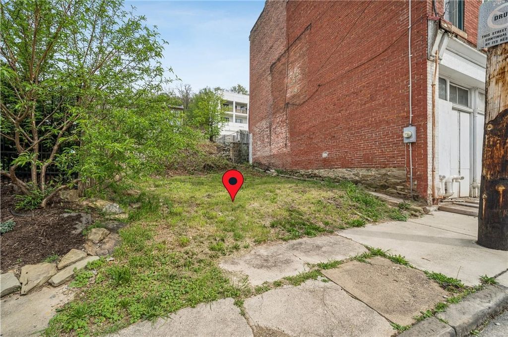 506 Armandale St, Central North Side, PA 15212
