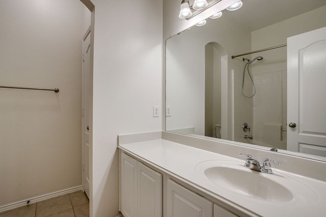6220 Granite Creek Drive, Fort Worth, TX 76179