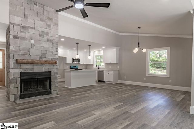 201 Shore Drive, Anderson, SC 29625