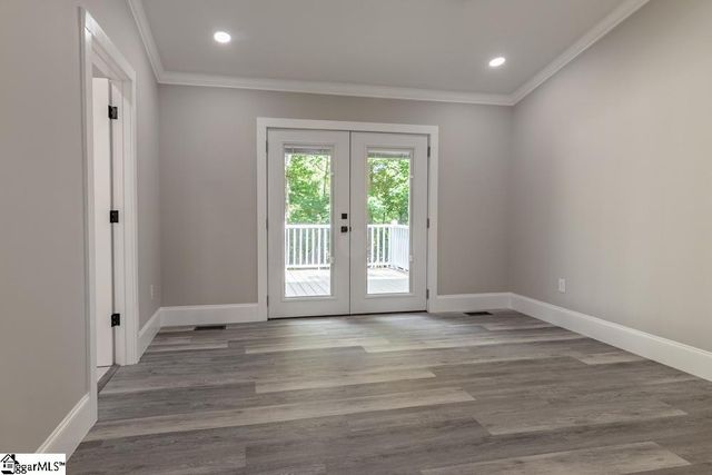 201 Shore Drive, Anderson, SC 29625