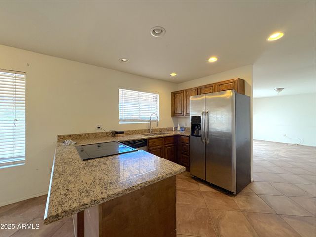 6103 S College Avenue, Tempe, AZ 85283