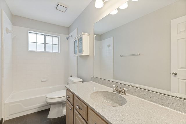 7659 Crosstimbers Lane, North Richland Hills, TX 76182