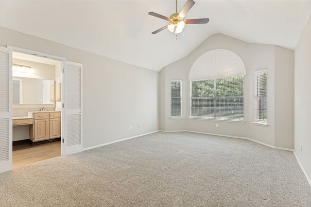 7659 Crosstimbers Lane, North Richland Hills, TX 76182