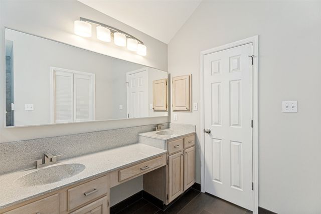 7659 Crosstimbers Lane, North Richland Hills, TX 76182