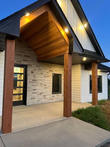 6055 Scenic View Court, Kimball, MN 55353