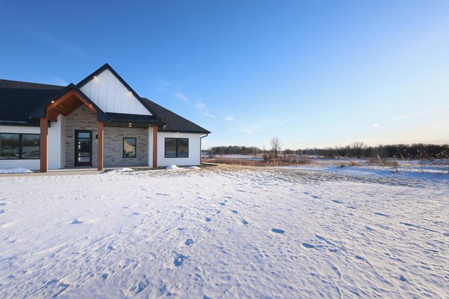 6055 Scenic View Court, Kimball, MN 55353