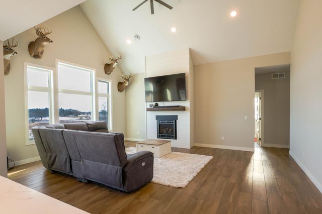 6055 Scenic View Court, Kimball, MN 55353