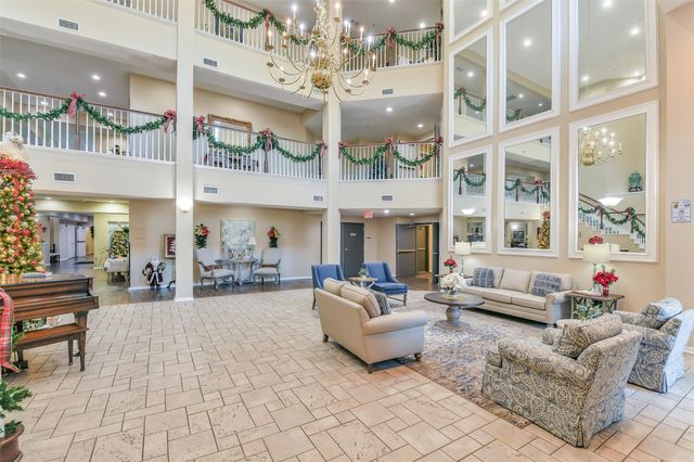 2803 Kings Crossing Drive 315, Kingwood, TX 77345