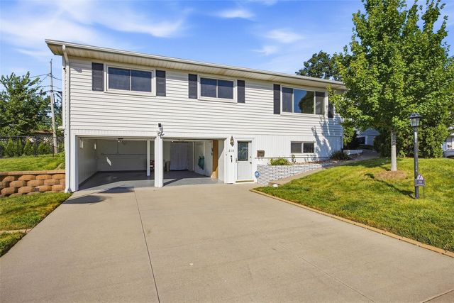 218 La Salle Drive SW, Cedar Rapids, IA 52404