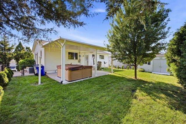 218 La Salle Drive SW, Cedar Rapids, IA 52404