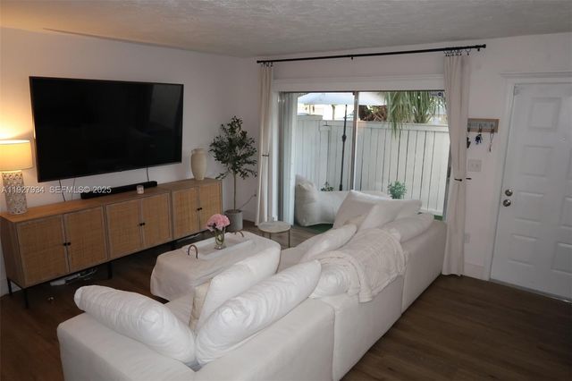 4530 SW 68th Ct Cir 35-6, Miami, FL 33155