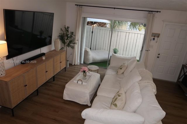 4530 SW 68th Ct Cir 35-6, Miami, FL 33155