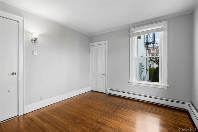 10 Lafayette Street 1R, New Rochelle, NY 10805