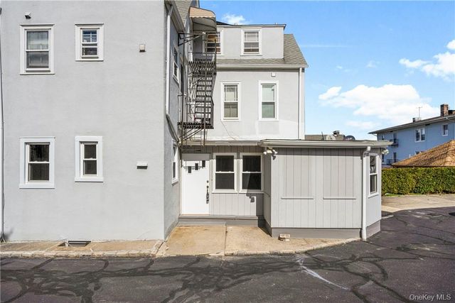 10 Lafayette Street 1R, New Rochelle, NY 10805