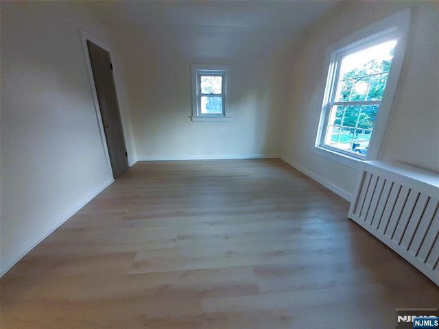 213 Elm Avenue 2Fl, Teaneck, NJ 07666