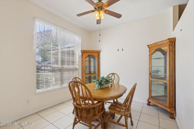 10333 SUGAR GROVE Road, Jacksonville, FL 32221