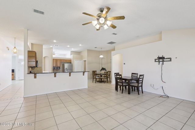 10333 SUGAR GROVE Road, Jacksonville, FL 32221