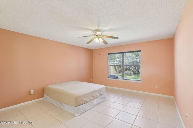 10333 SUGAR GROVE Road, Jacksonville, FL 32221