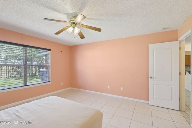 10333 SUGAR GROVE Road, Jacksonville, FL 32221