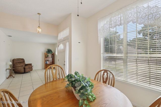 10333 SUGAR GROVE Road, Jacksonville, FL 32221