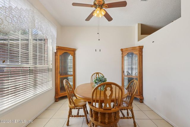 10333 SUGAR GROVE Road, Jacksonville, FL 32221