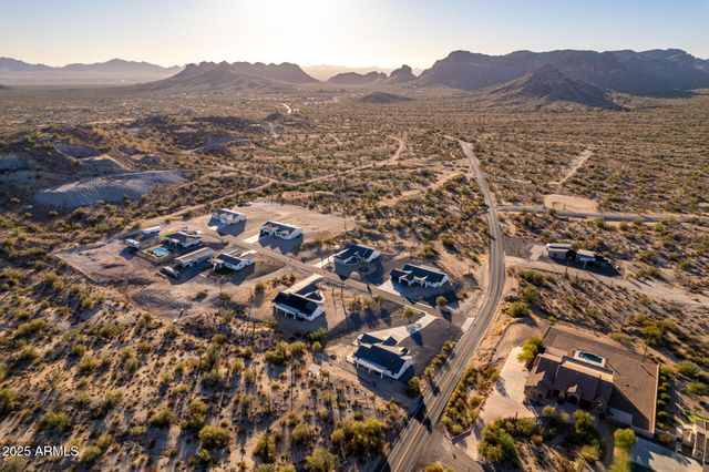 1 N Brenner Pass Road W1, Queen Creek, AZ 85144