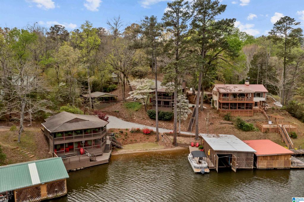 114 COUNTY ROAD 820, Clanton, AL 35046