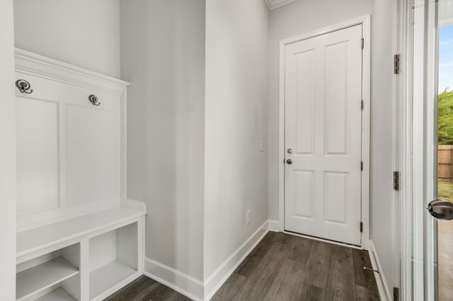 2053 Kirkwall Dr, Nolensville, TN 37135