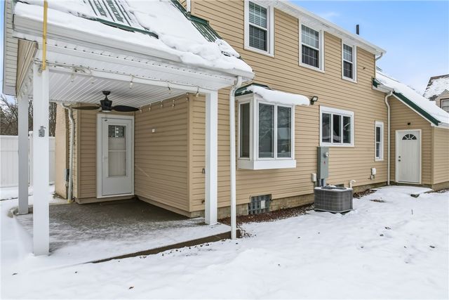 1283 Ashton Rd, Sharon, PA 16146