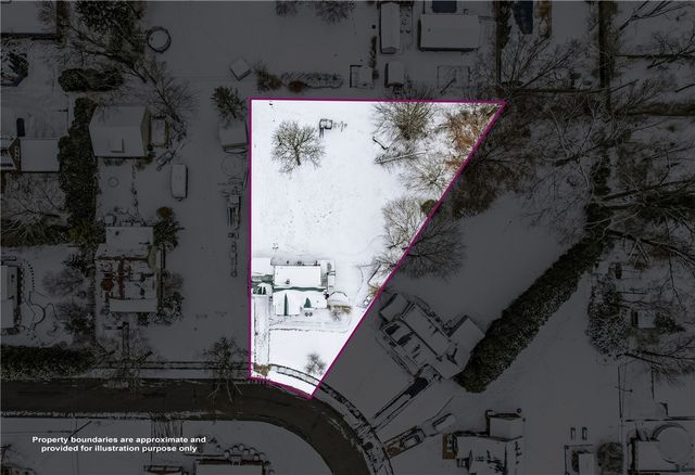 1283 Ashton Rd, Sharon, PA 16146