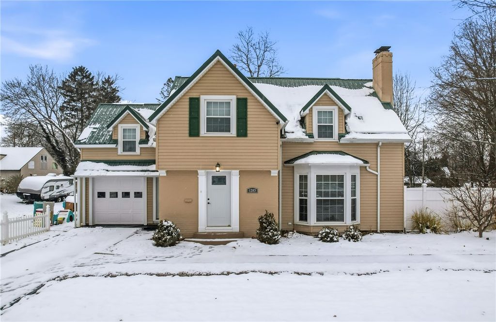 1283 Ashton Rd, Sharon, PA 16146